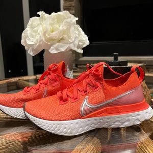 Nike Running React Infinity Run Flyknit sneakers in red and silver Size 8